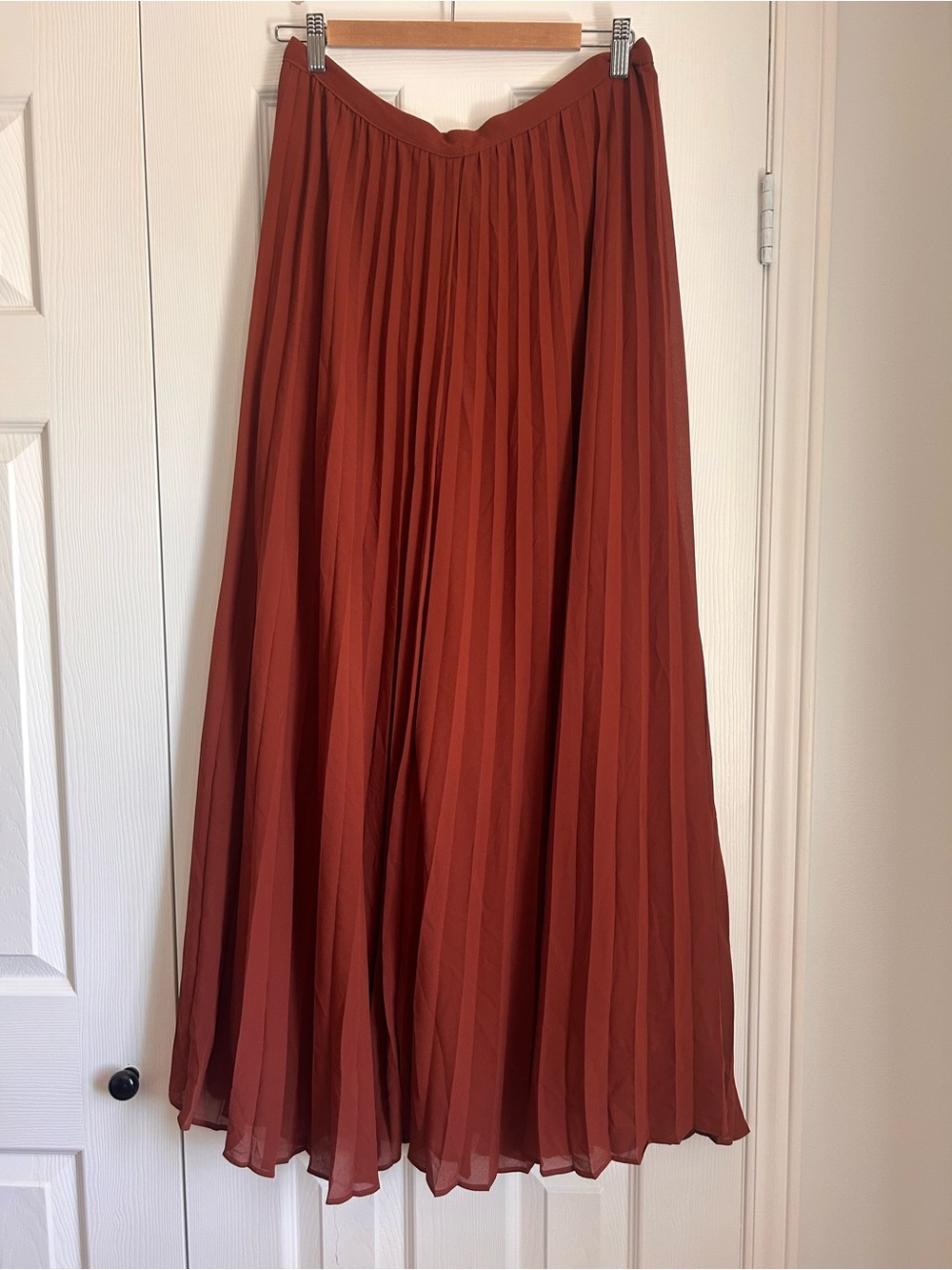 Forever 21 Pleated Maxi Skirt - Rusty Red
